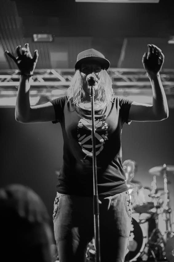 Skyline pokřtili album na vodě! Z Cargo Gallery se stala džungle