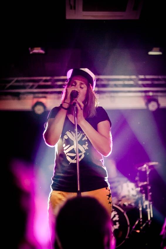 Skyline pokřtili album na vodě! Z Cargo Gallery se stala džungle