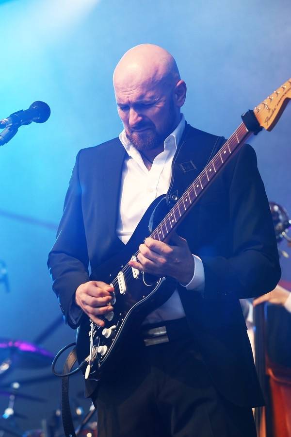 Šansonový Richard Müller: Ani déšť ho v Kyjově nezastavil