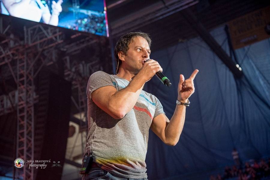 Pavol Habera s kapelou Team rozžhavil plzeňský zimní stadion