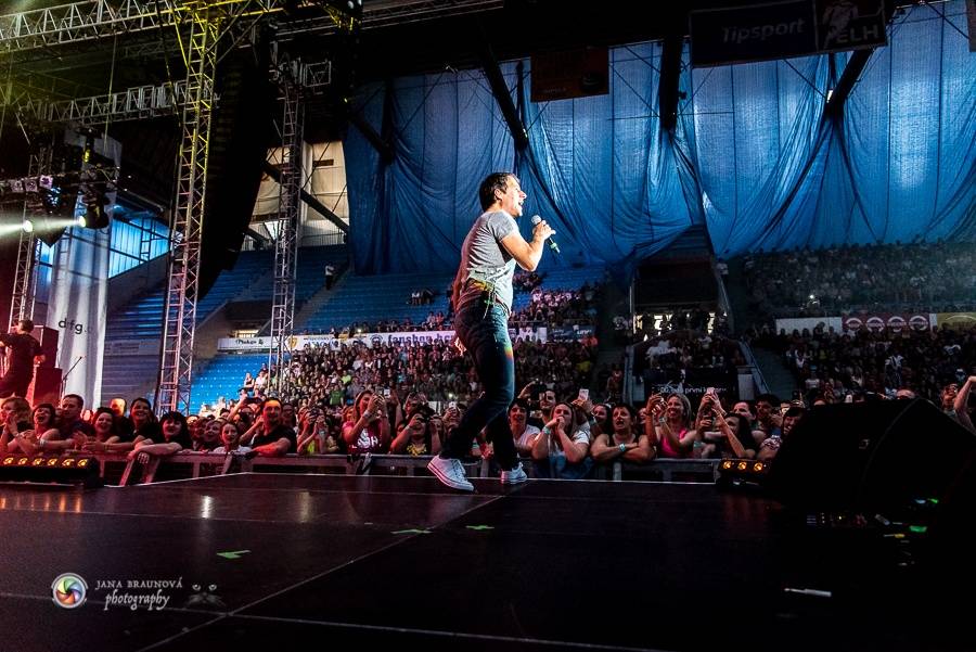 Pavol Habera s kapelou Team rozžhavil plzeňský zimní stadion