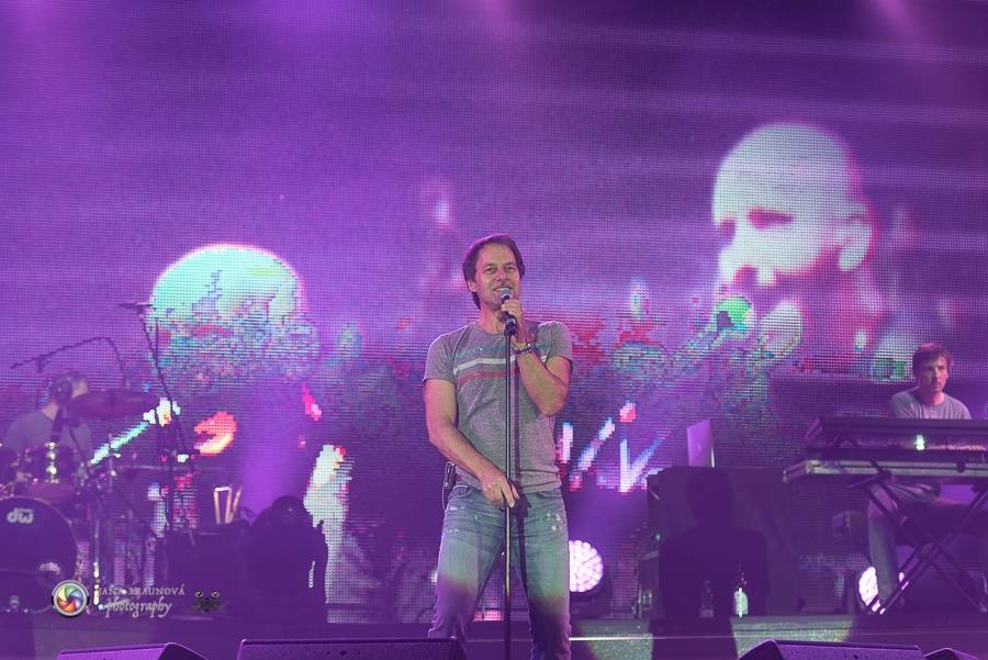 Pavol Habera s kapelou Team rozžhavil plzeňský zimní stadion