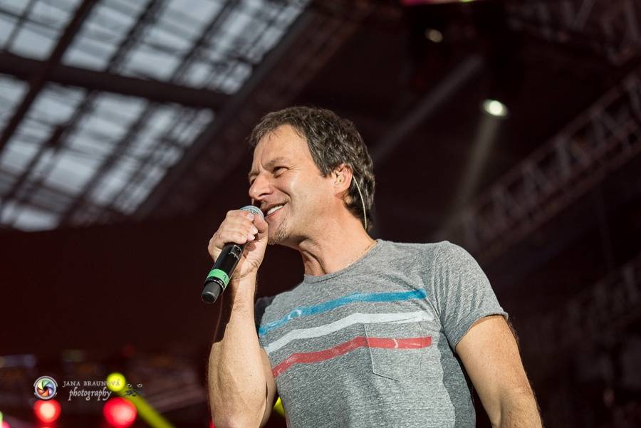 Pavol Habera s kapelou Team rozžhavil plzeňský zimní stadion