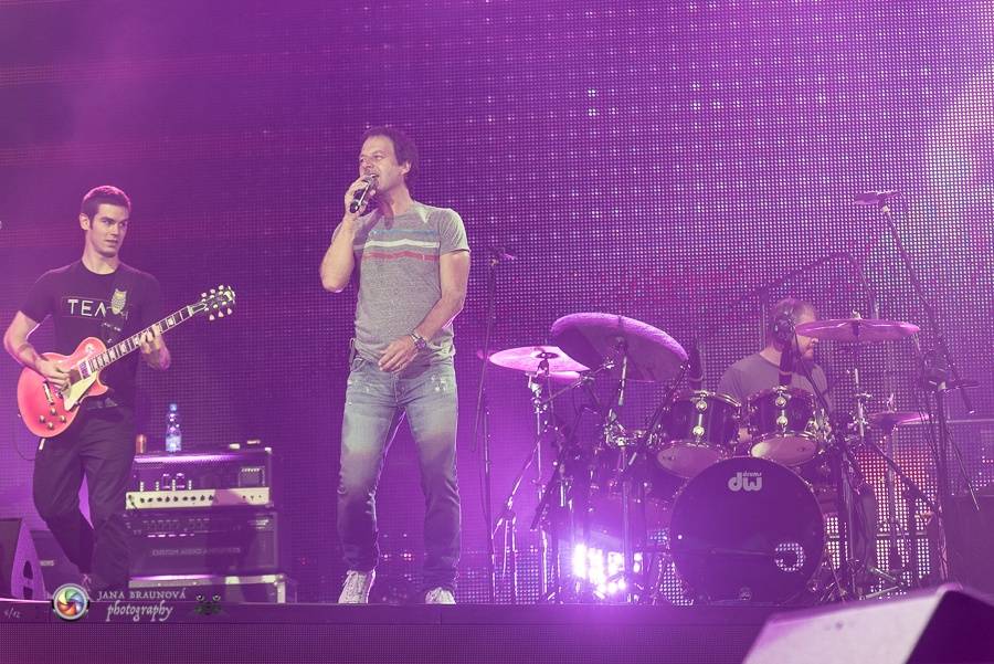 Pavol Habera s kapelou Team rozžhavil plzeňský zimní stadion