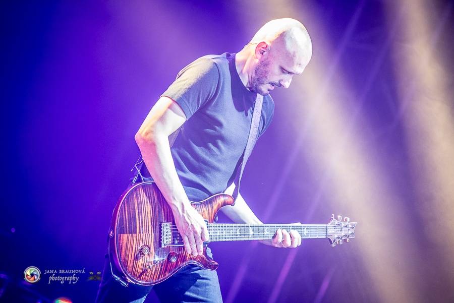 Pavol Habera s kapelou Team rozžhavil plzeňský zimní stadion