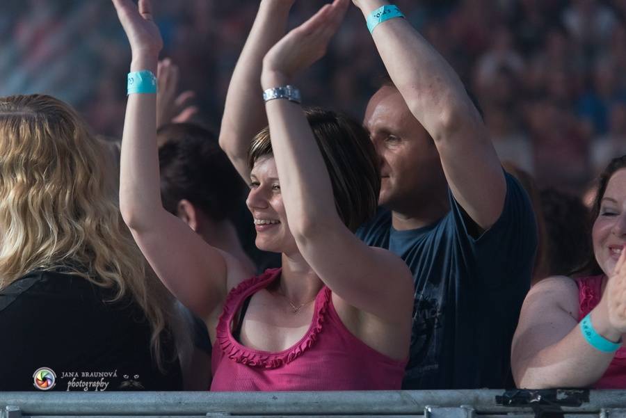 Pavol Habera s kapelou Team rozžhavil plzeňský zimní stadion