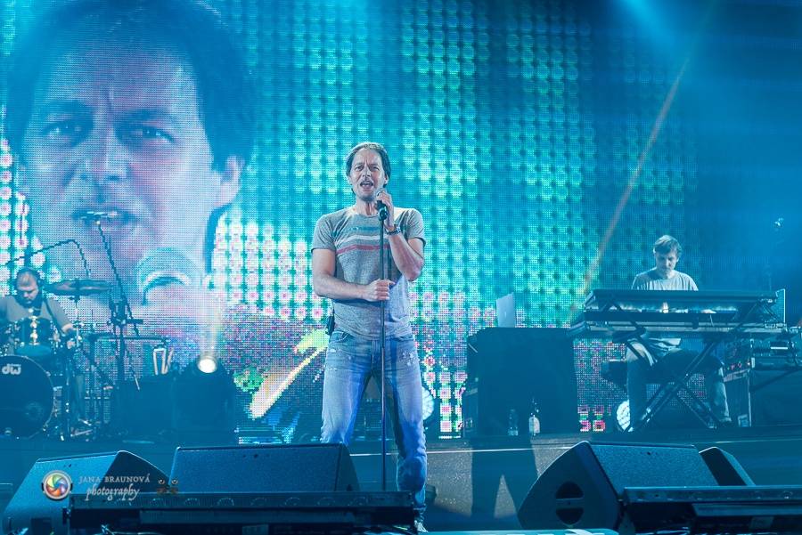 Pavol Habera s kapelou Team rozžhavil plzeňský zimní stadion
