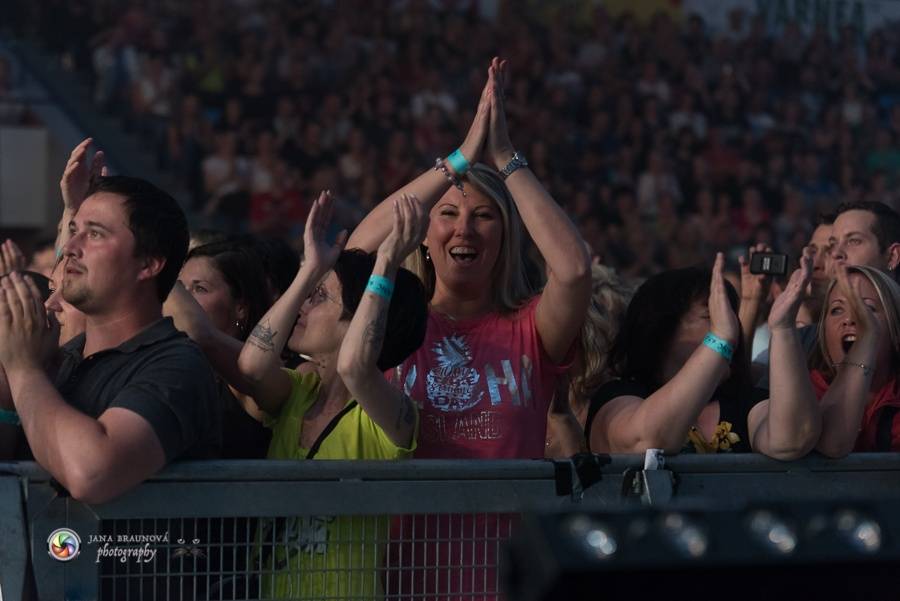 Pavol Habera s kapelou Team rozžhavil plzeňský zimní stadion