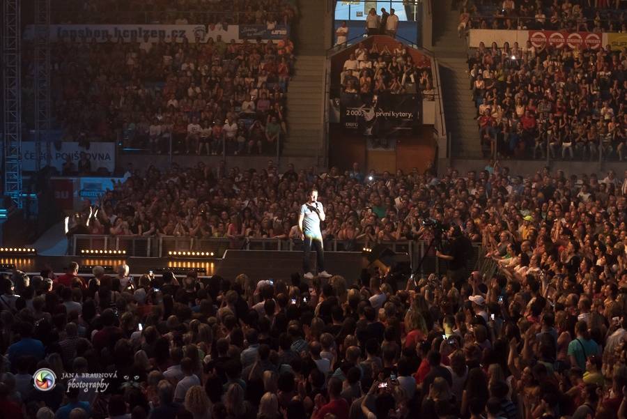 Pavol Habera s kapelou Team rozžhavil plzeňský zimní stadion