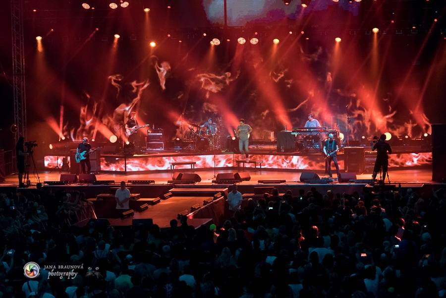 Pavol Habera s kapelou Team rozžhavil plzeňský zimní stadion