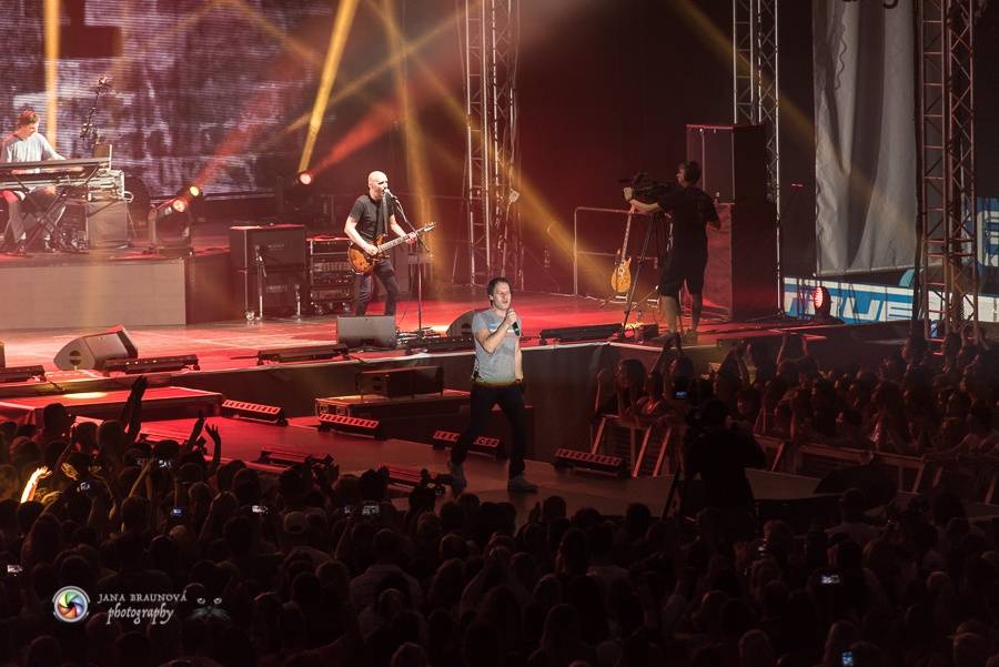 Pavol Habera s kapelou Team rozžhavil plzeňský zimní stadion