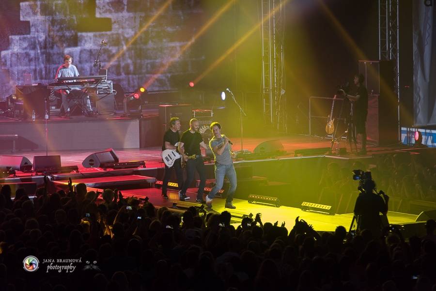 Pavol Habera s kapelou Team rozžhavil plzeňský zimní stadion