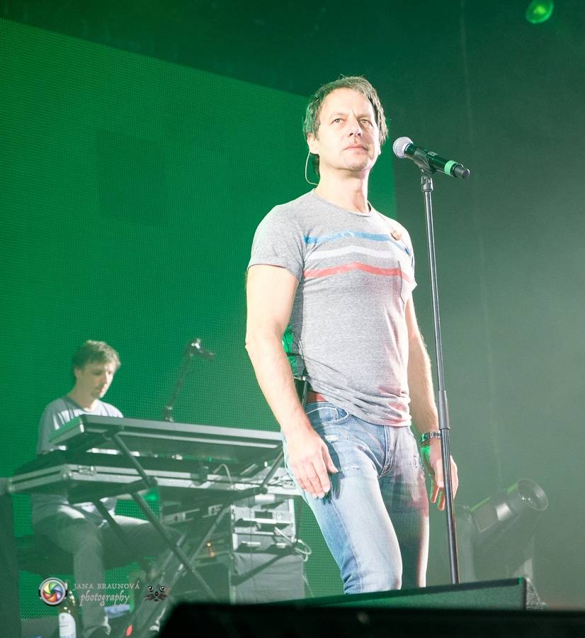 Pavol Habera s kapelou Team rozžhavil plzeňský zimní stadion