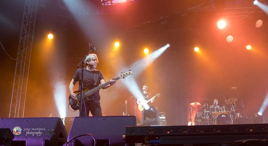 Pavol Habera s kapelou Team rozžhavil plzeňský zimní stadion