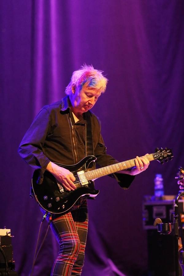 Intimní Suzanne Vega potěšila ve Zlíně písničkami i podpisy