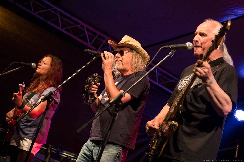 Slivenecké letnice podesáté: hvězdami byli Plastic People Of The Universe, Tichá dohoda i Žlutý pes