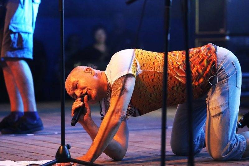 Tři sestry a Vypsaná Fixa zahráli mutěnickým vinařům