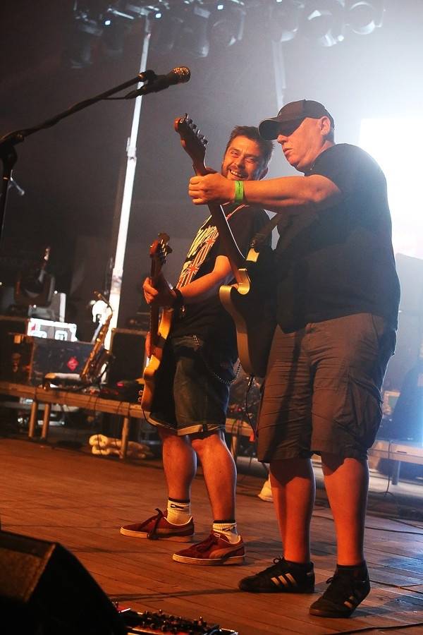 Tři sestry a Vypsaná Fixa zahráli mutěnickým vinařům