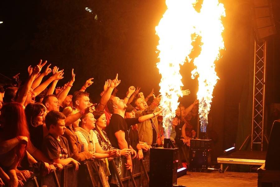 Tři sestry a Vypsaná Fixa zahráli mutěnickým vinařům