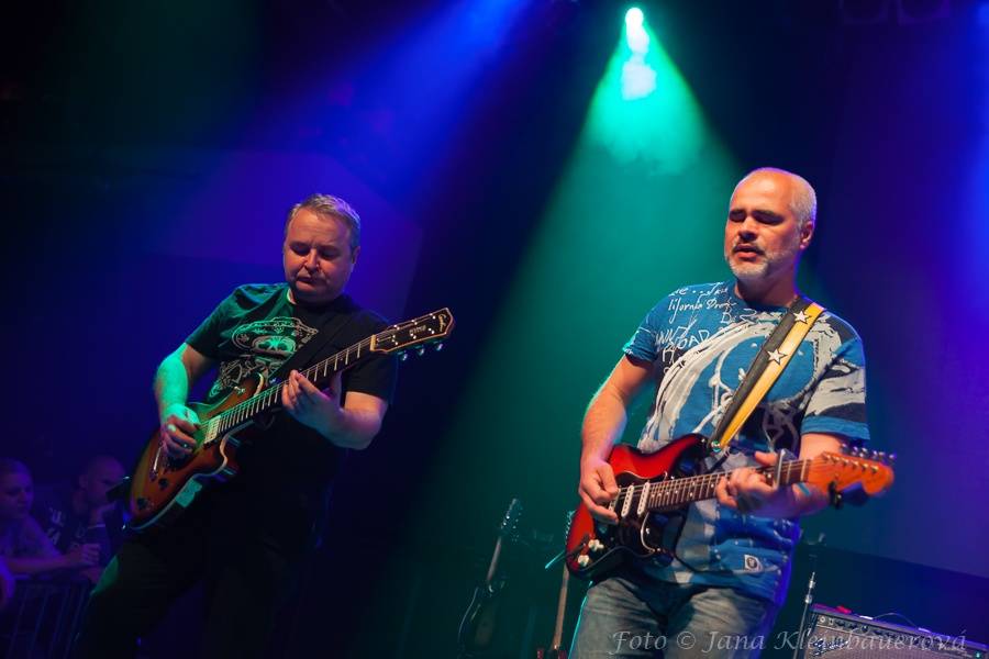 Mňága a Žďorp před třicítkou: V Praze fanoušky bavili od začátku až do konce