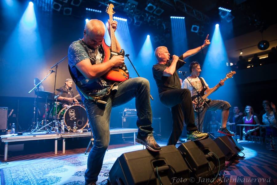 Mňága a Žďorp před třicítkou: V Praze fanoušky bavili od začátku až do konce