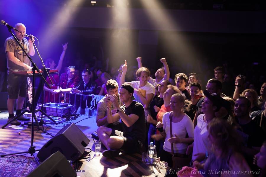 Mňága a Žďorp před třicítkou: V Praze fanoušky bavili od začátku až do konce