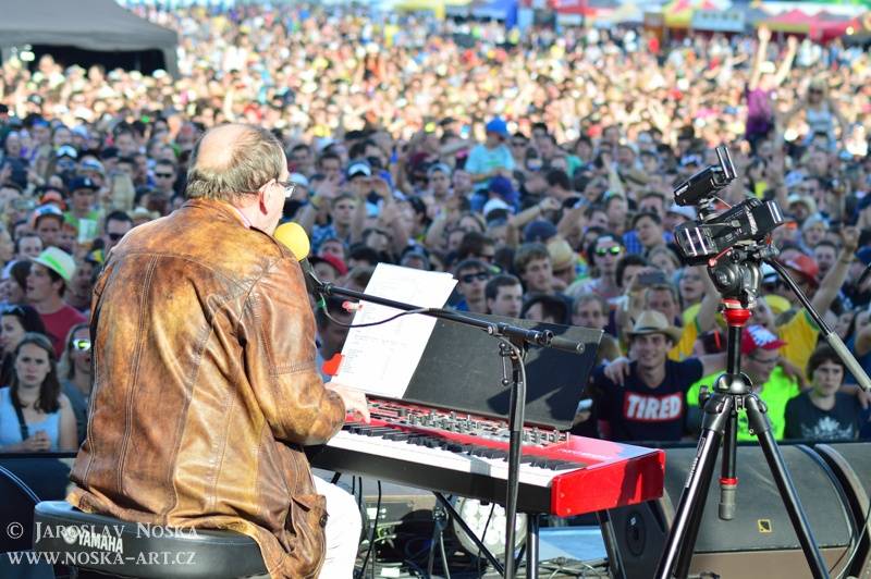 Votvírák přitáhl do Milovic davy: V první den vystoupili Mig 21, Chinaski, Rybičky 48, Voxel i Wohnout