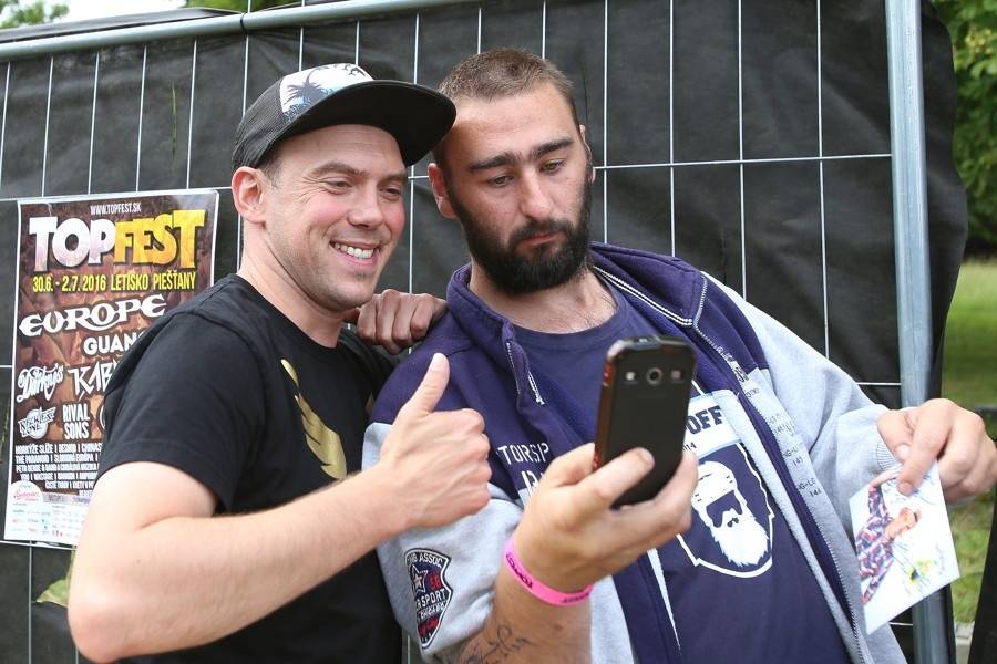 Topfest dorazil ze Slovenska poprvé na Moravu: na zámku Slavkov hráli Chinaski, Čechomor i Miro Žbirka