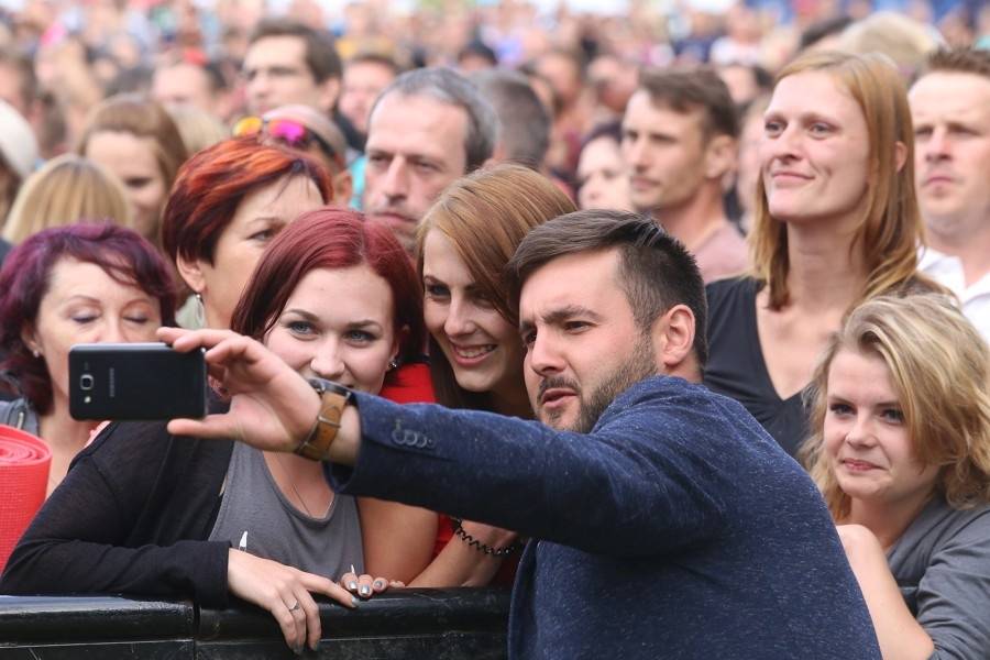 Topfest dorazil ze Slovenska poprvé na Moravu: na zámku Slavkov hráli Chinaski, Čechomor i Miro Žbirka