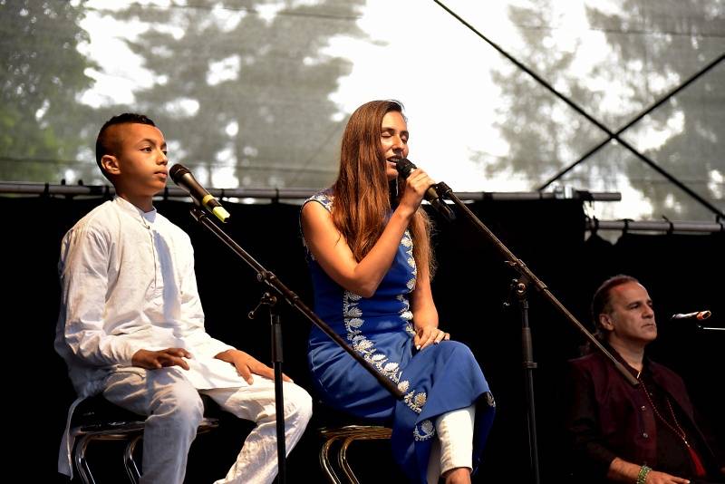 Pražský Respect festival: Diváky oslnili Diwan Saz, Zuco 103 a další kapely z celého světa