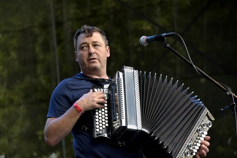 Pražský Respect festival: Diváky oslnili Diwan Saz, Zuco 103 a další kapely z celého světa