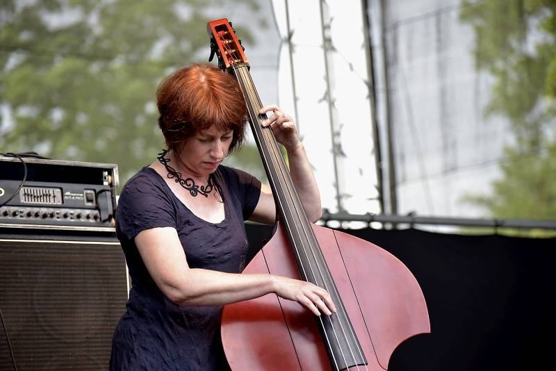 Pražský Respect festival: Diváky oslnili Diwan Saz, Zuco 103 a další kapely z celého světa