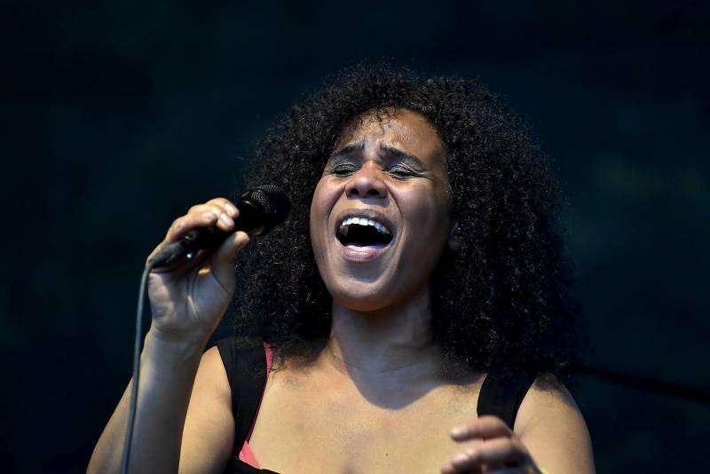 Pražský Respect festival: Diváky oslnili Diwan Saz, Zuco 103 a další kapely z celého světa