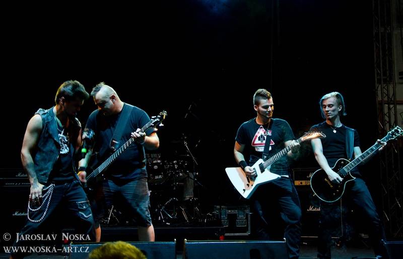 RATATA fest v Mostě obsadili Deviant, Apple Juice, Škwor a nakonec Citron