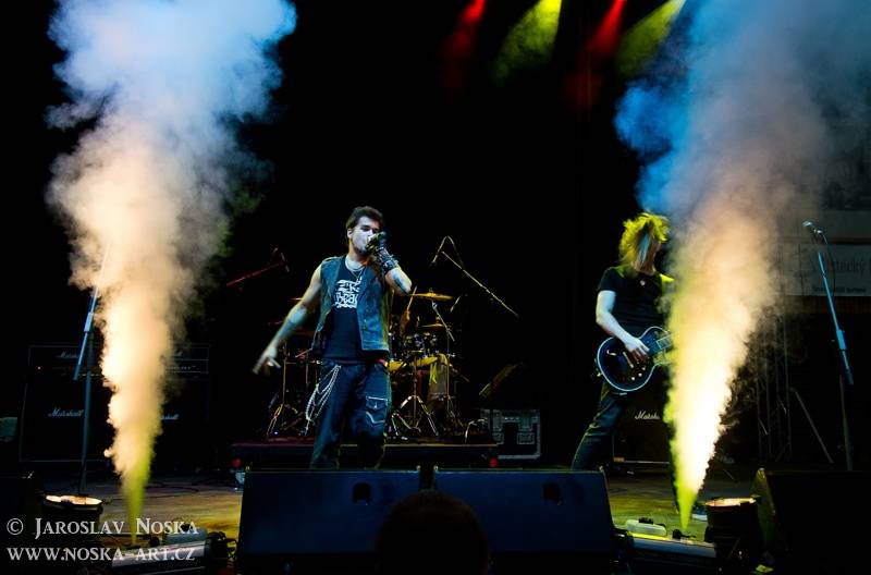 RATATA fest v Mostě obsadili Deviant, Apple Juice, Škwor a nakonec Citron