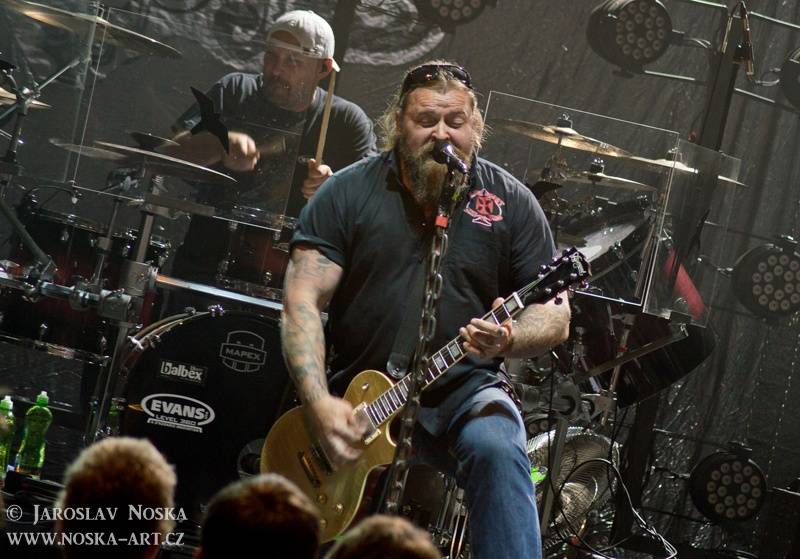 RATATA fest v Mostě obsadili Deviant, Apple Juice, Škwor a nakonec Citron