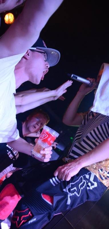 Supercrooo rozjeli v Rock Café pěkně ostrou party