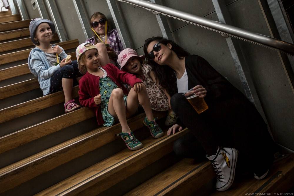 Tata Bojs zahráli v Cargo Gallery všem tatínkům