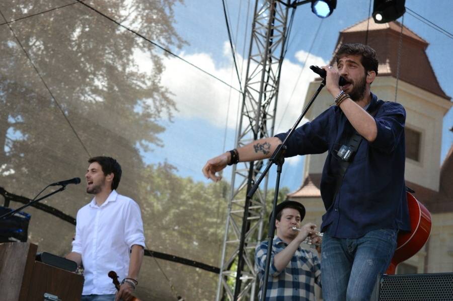 Holešovská regata viděla domácí špičku: přijeli Kryštof, Aneta Langerová, No Name i Jelen