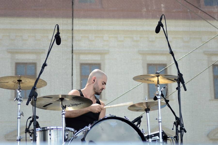 Holešovská regata viděla domácí špičku: přijeli Kryštof, Aneta Langerová, No Name i Jelen