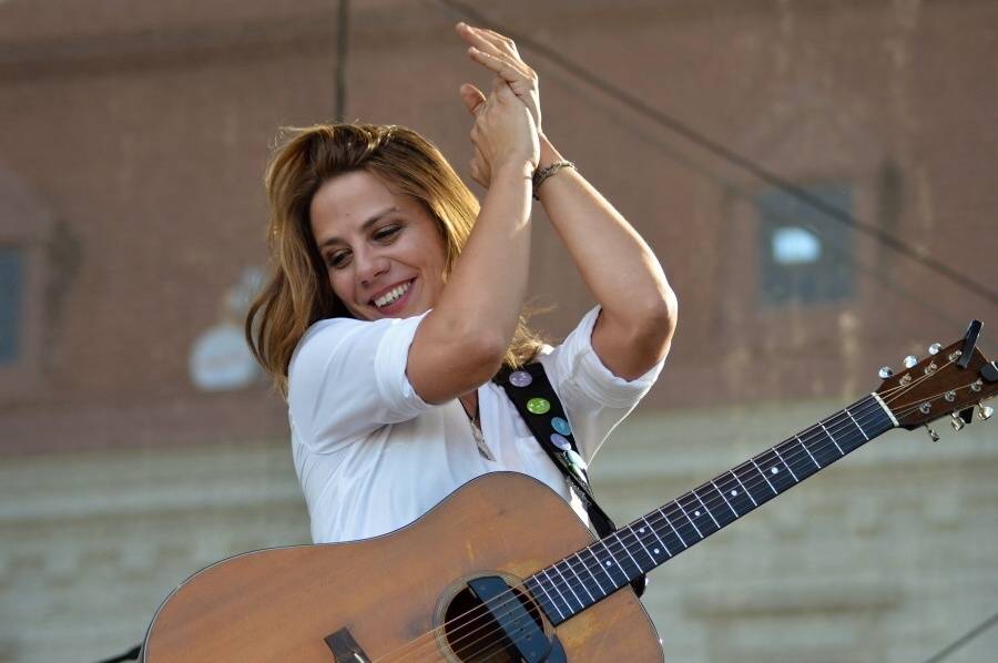 Holešovská regata viděla domácí špičku: přijeli Kryštof, Aneta Langerová, No Name i Jelen