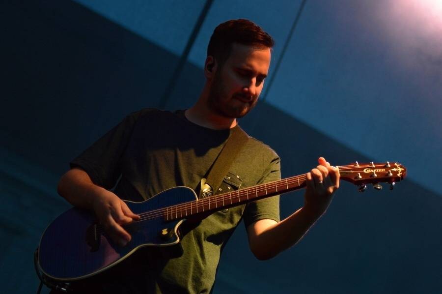 Holešovská regata viděla domácí špičku: přijeli Kryštof, Aneta Langerová, No Name i Jelen