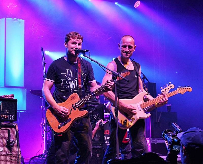 Wohnout oslavili na Vyžlovce Sladkých dvacet i s Evou Pilarovou