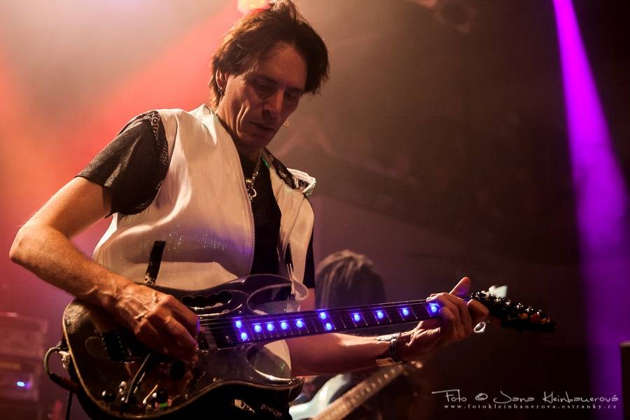 Steve Vai oslavoval v Lucerna Music Baru 25 let svého nejúspěšnějšího alba 