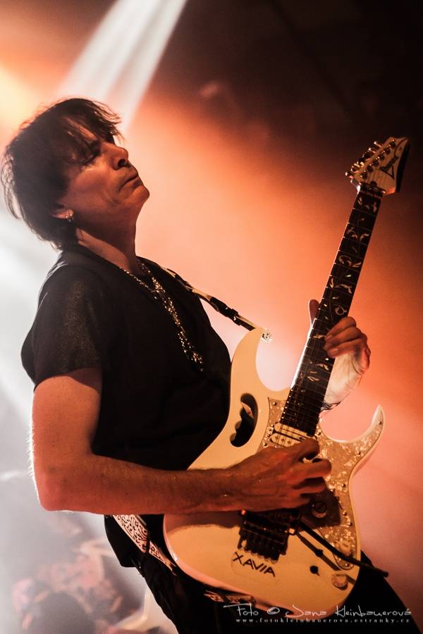 Steve Vai oslavoval v Lucerna Music Baru 25 let svého nejúspěšnějšího alba 