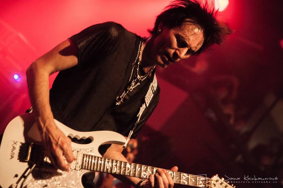 Steve Vai oslavoval v Lucerna Music Baru 25 let svého nejúspěšnějšího alba 