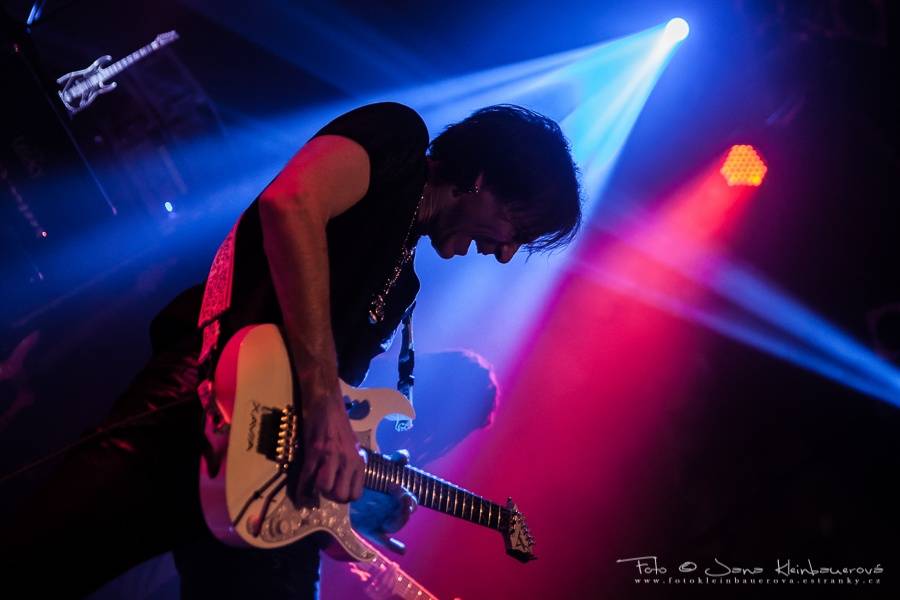 Steve Vai oslavoval v Lucerna Music Baru 25 let svého nejúspěšnějšího alba 