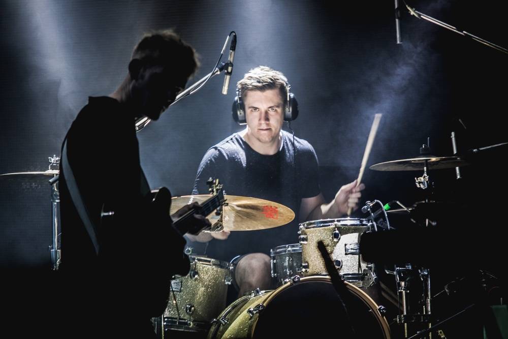 Metronome festival poprvé otevřel brány, warm up obstarali Thom Artway, No Distance Paradise a -123minut