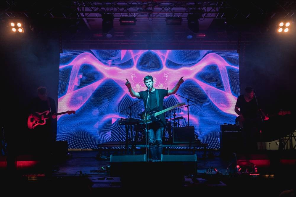 Metronome festival poprvé otevřel brány, warm up obstarali Thom Artway, No Distance Paradise a -123minut