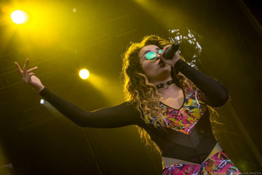 Na Metronome festivalu řádil Iggy Pop, předvedli se i Kooks a Ella Eyre